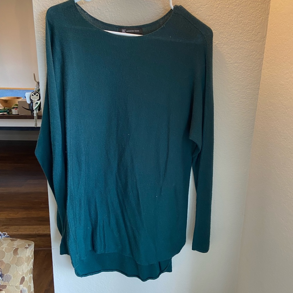 Hunter green sweater